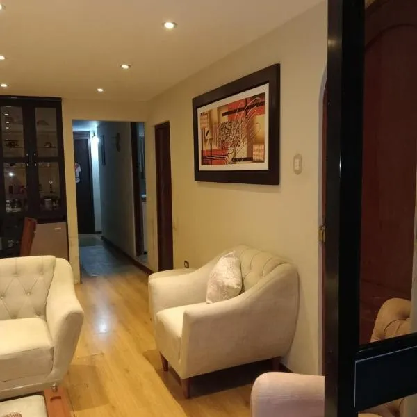 Spacious Apartment - Los Olivos，位于利马的酒店