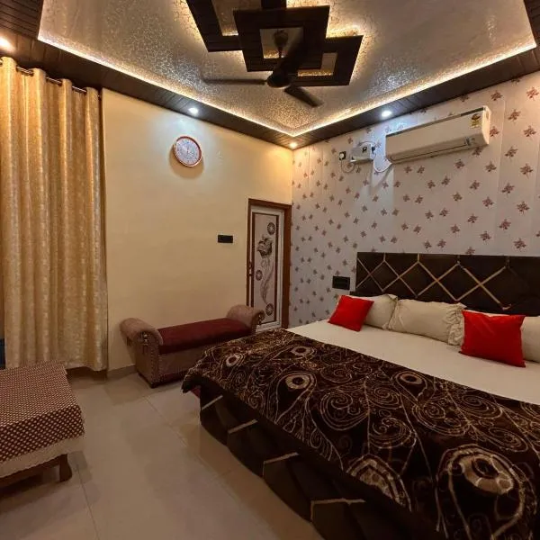 TEMPLE TOWN HOMES assi ghat Varanasi，位于瓦拉纳西的酒店