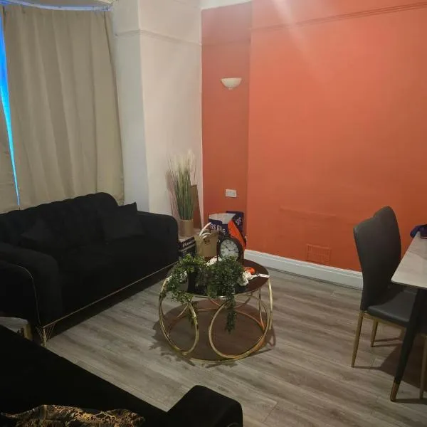 Alma Co-living - Private Room Self-cater，位于曼彻斯特的酒店