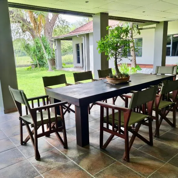 Riverise Guesthouse，位于马翁的酒店