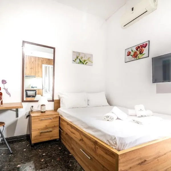 Super Cozy Apt near City & Beach，位于Thérissos的酒店