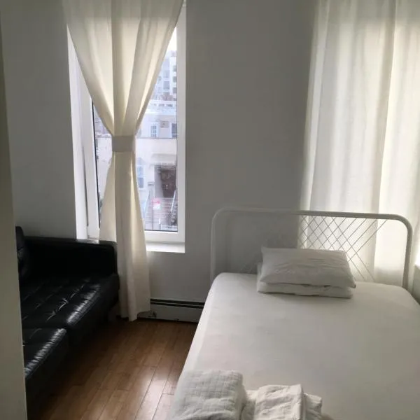 Studio Manhattan Beach，位于布鲁克林的酒店