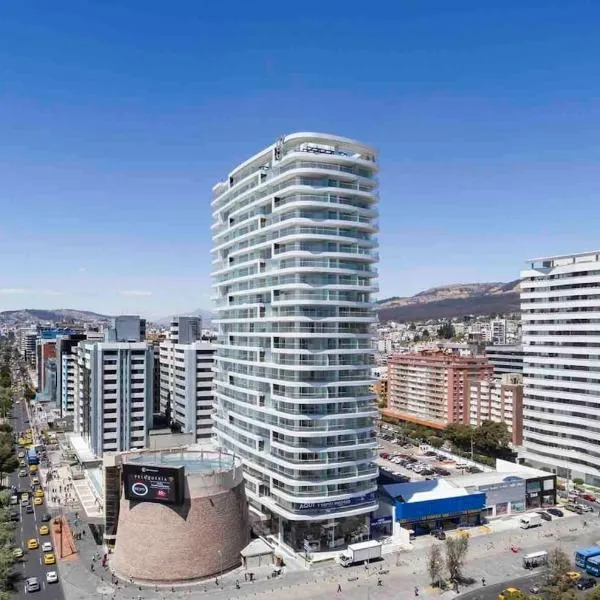 Lovely View Studio Building Heated Pool Gym Turco WIFI，位于基多的酒店