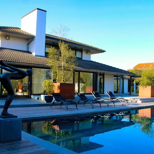B&B De Alffarhoeve，位于Hamme的酒店