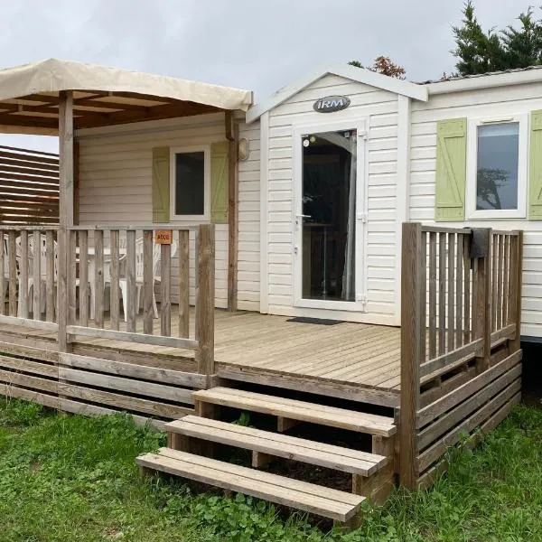 MOBIL HOME COSY, Plage & Piscine Chauffée，位于拉努韦勒港的酒店