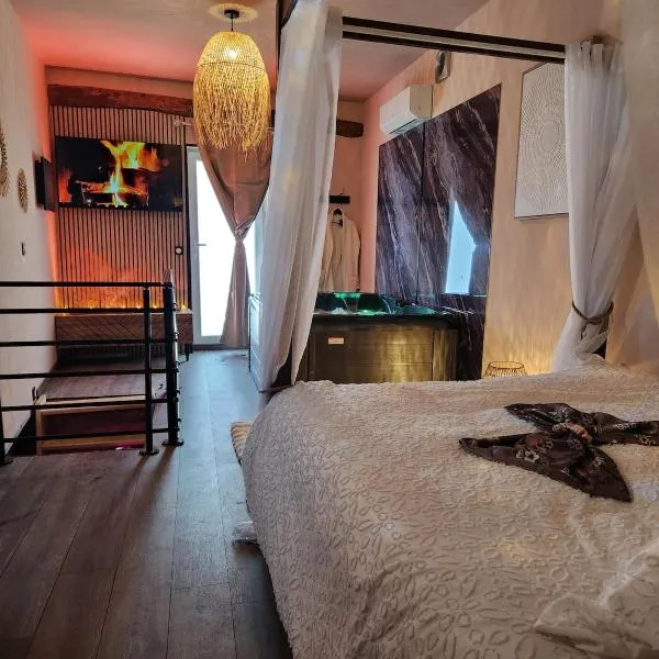 Loveroom Romantique La Mure，位于拉米尔的酒店