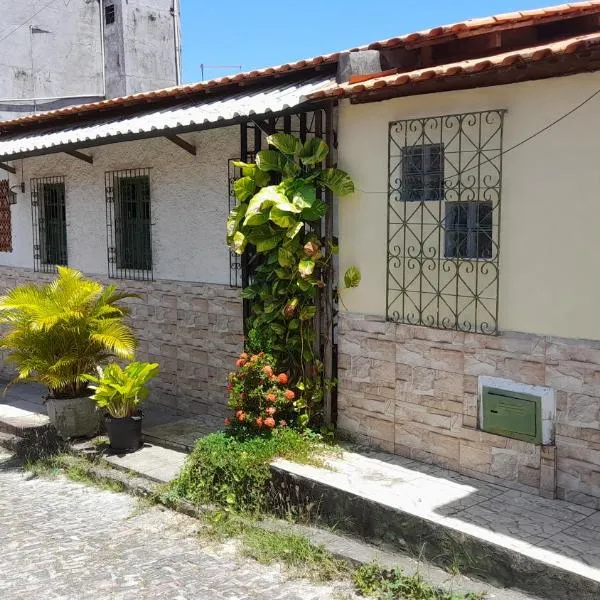 Casa na cidade ITAPARICA Bahia House in ITAPARICA town，位于伊塔帕里卡的酒店