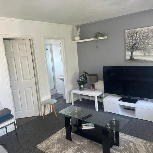 Cosy 1 Bedroom Bungalow Between Basildon & Wickford，位于Nevendon的酒店