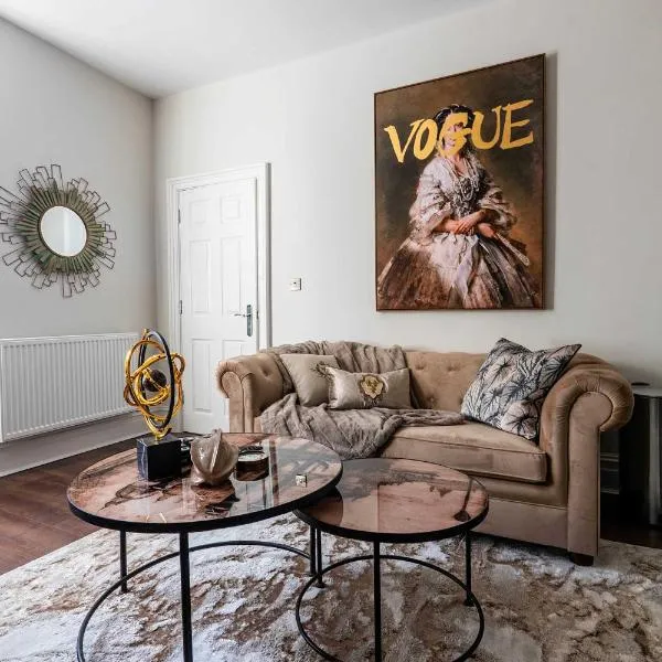 Sefton Parks one bed apartment in Liverpool Sleeps 4，位于利物浦的酒店
