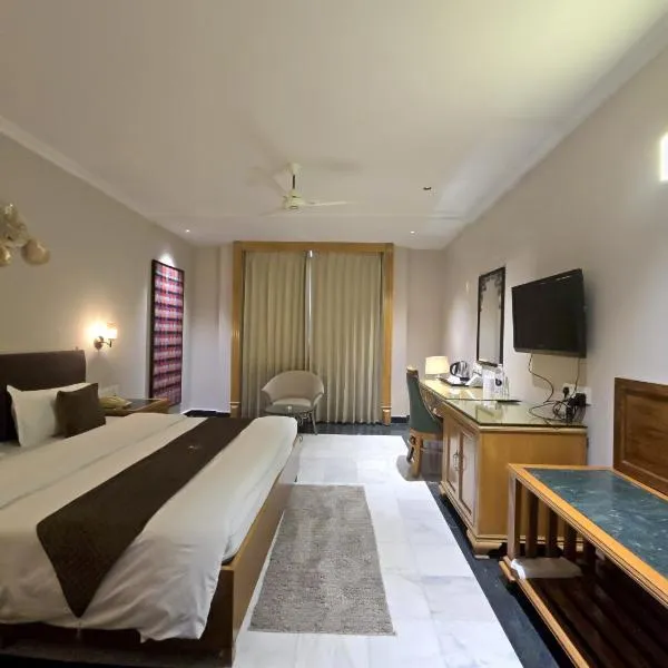 Hotel Supreme Suites I B2B Friendly I Ludhiana，位于卢迪亚纳的酒店