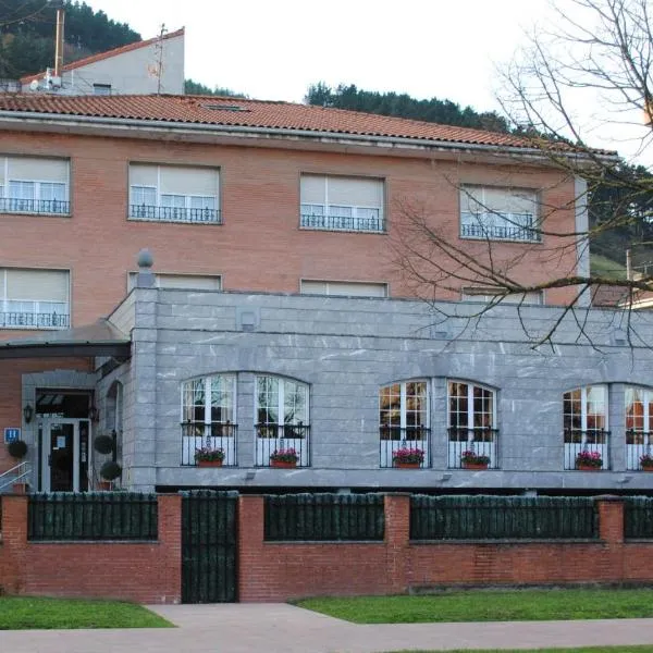 Hotel Gernika - Adults Only，位于Axpe de Busturia的酒店