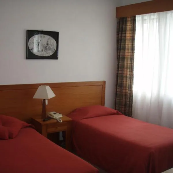 Hotel Residencial Ermida dos Remédios，位于Porto Martins的酒店