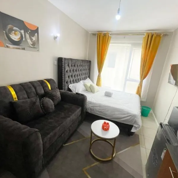 Feel home -studio with swimming pool，位于Kiambu的酒店