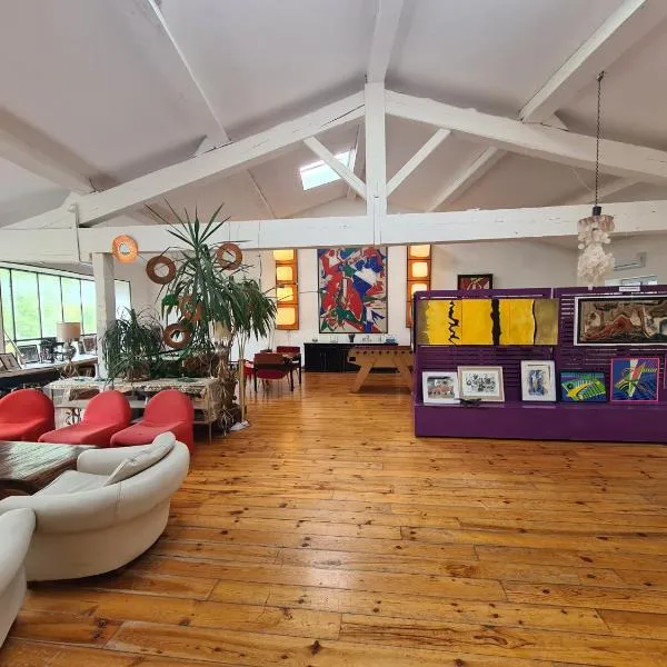 Loft au piémont des Pyrénées Cathares，位于Sainte-Colombe-sur-lʼHers的酒店