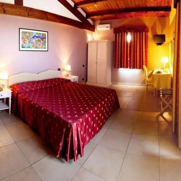 Hotel La Tortiola，位于韦加拉诺梅纳达的酒店