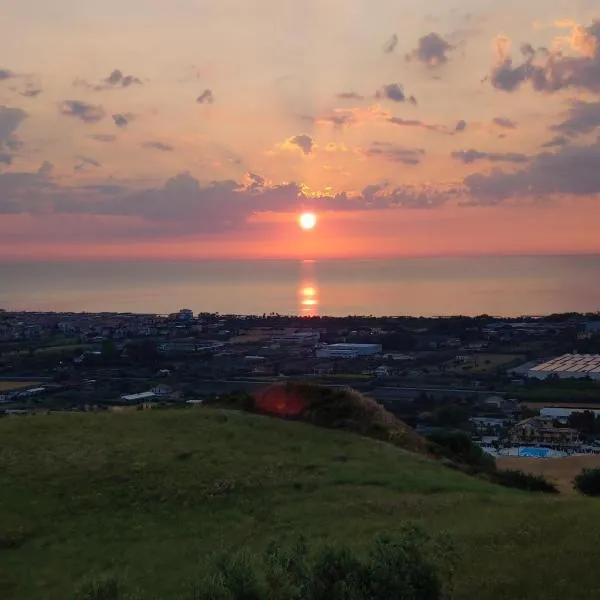 casa villa degli ulivi，位于科隆内拉的酒店