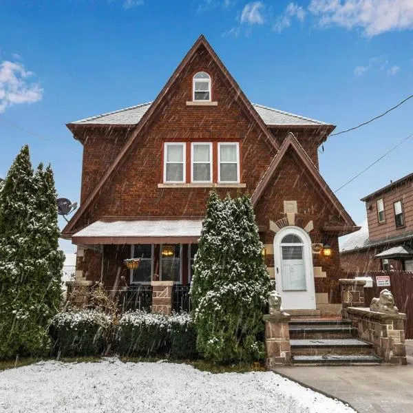 Close to Niagara Fall Dream Home，位于尼亚加拉瀑布的酒店