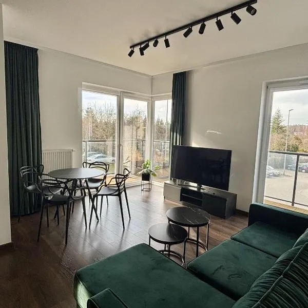 Nowoczesny apartament Pomorska Park, świetny dojazd, blisko centrum, UŁ, CKD UMed, Lumumbowo，位于罗兹的酒店