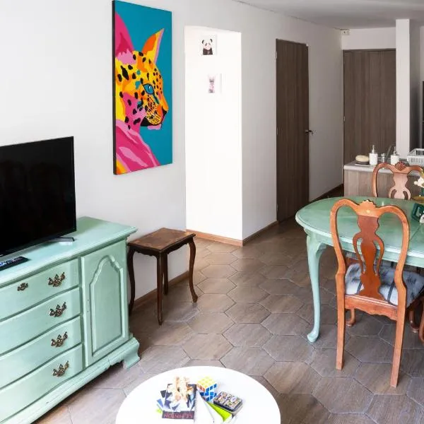 Private Parking 2BR 2BA Bellas Artes CDMX,位于墨西哥城的酒店