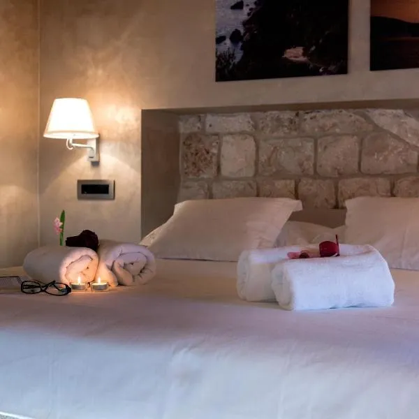 Villa Luna Trogir，位于特罗吉尔的酒店