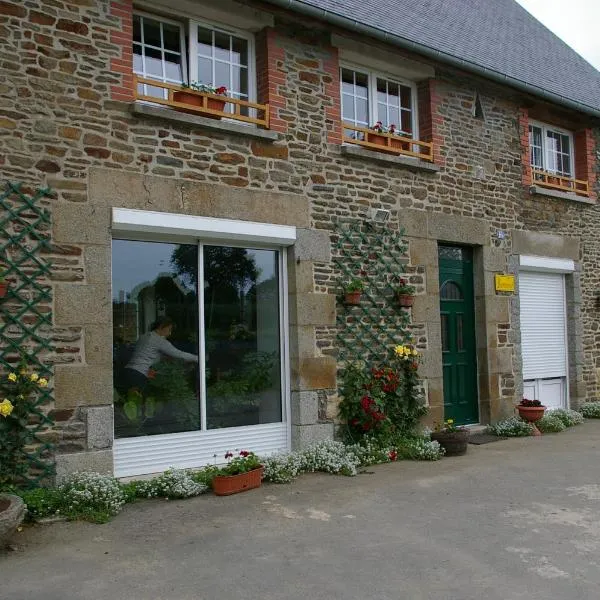 玛丽法兰西之家住宿加早餐旅馆，位于Saint-Ouen-de-la-Rouërie的酒店