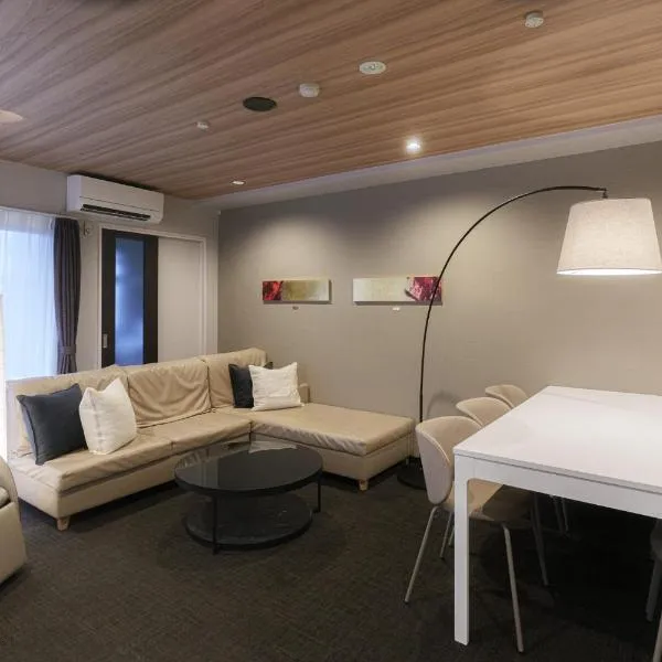 INOVA Kanazawa，位于金泽的酒店