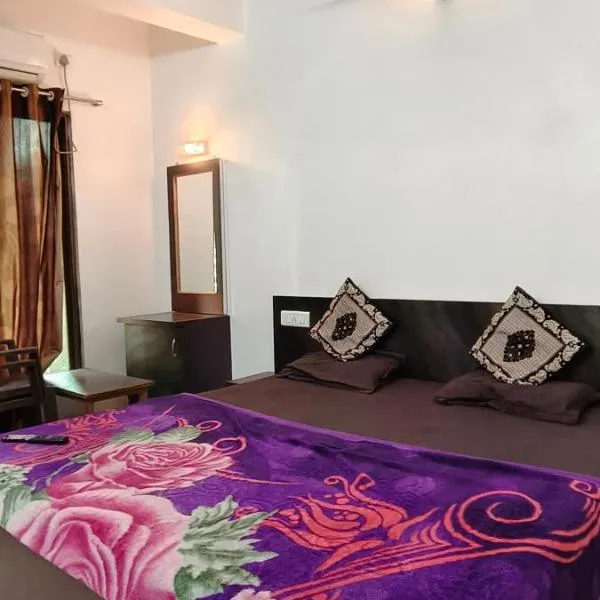 Hiral valley view residency，位于马泰兰的酒店