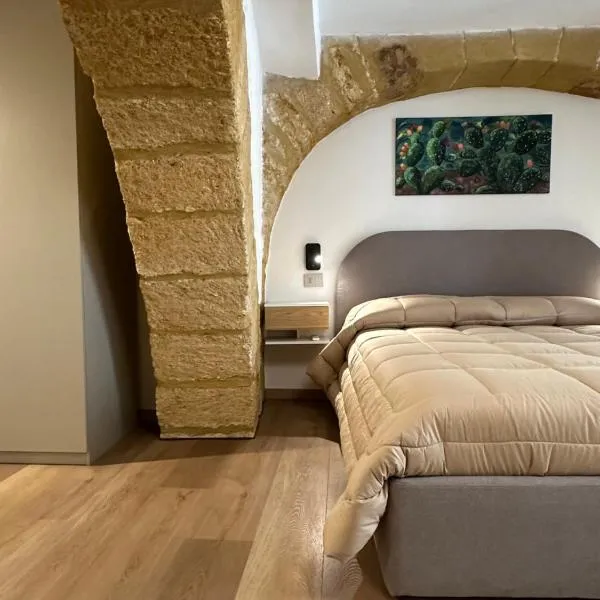 Arc Home apartment，位于阿格里真托的酒店