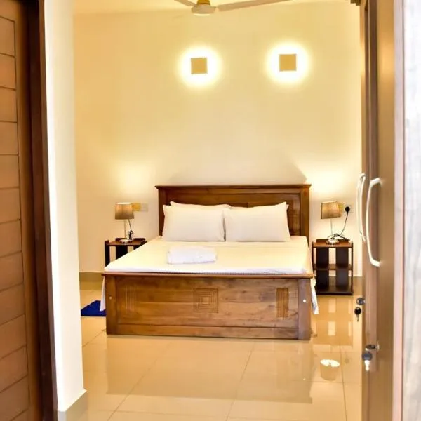 Lotus Luxe Residences，位于Kirillapone的酒店