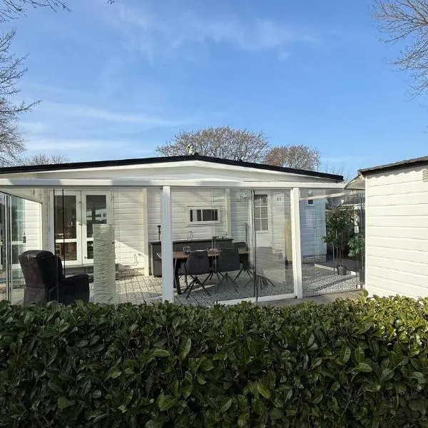 Chalet am Rhederlaag，位于Lathum的酒店