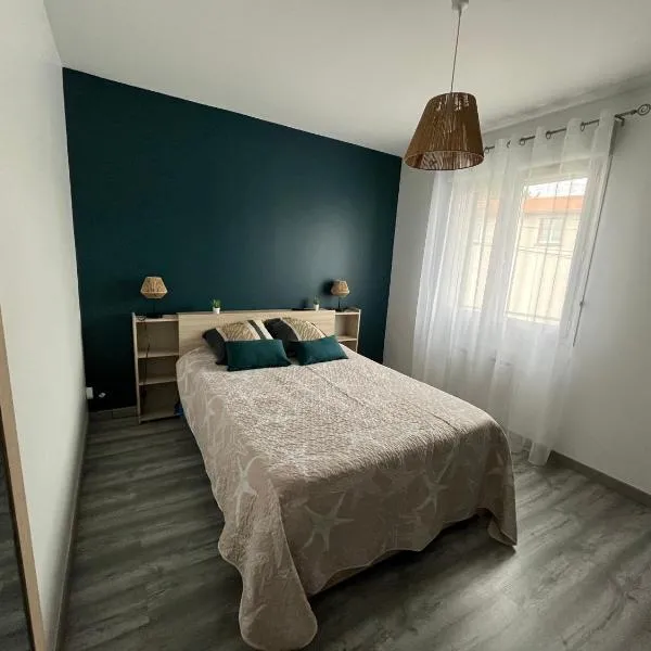 1 Chambre chez lulu，位于里永的酒店