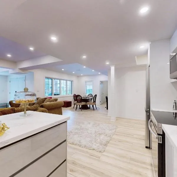 Luxhome25，位于奥罗拉的酒店