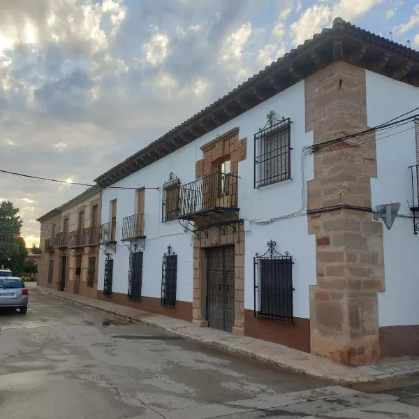 La Pasanta，位于因凡特斯新镇的酒店