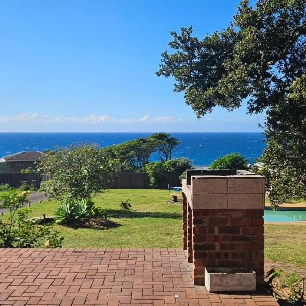 Self Catering Durban South Coast Sea View IMN Lodge，位于Bazley Beach的酒店