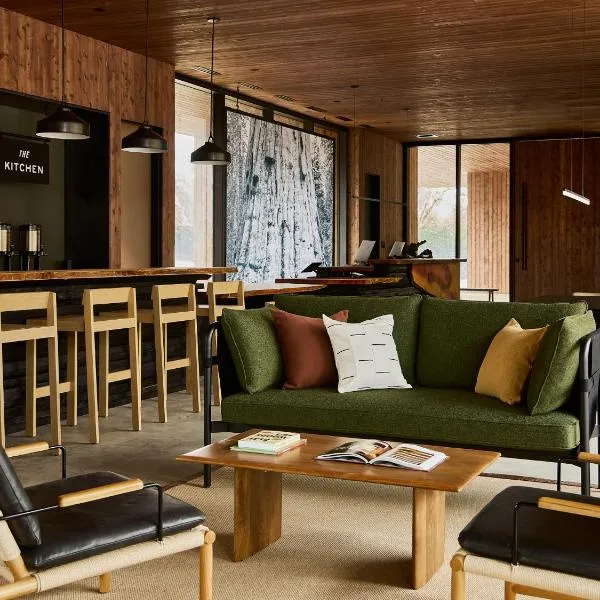 AutoCamp Sequoia，位于三河城的酒店