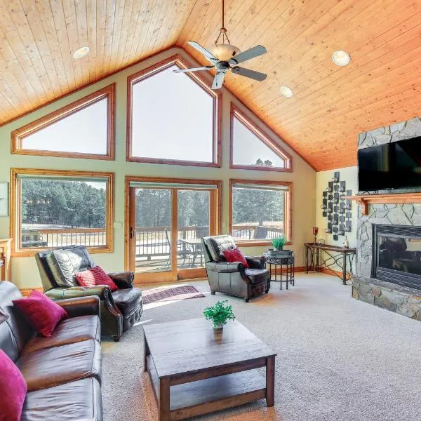 Keystone Cabin ~ 9 Mi to Mt Rushmore!，位于奇斯顿的酒店