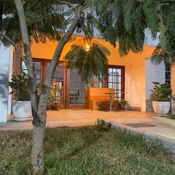 Habitaciones privadas en Casa Casiopea，位于提华纳的酒店