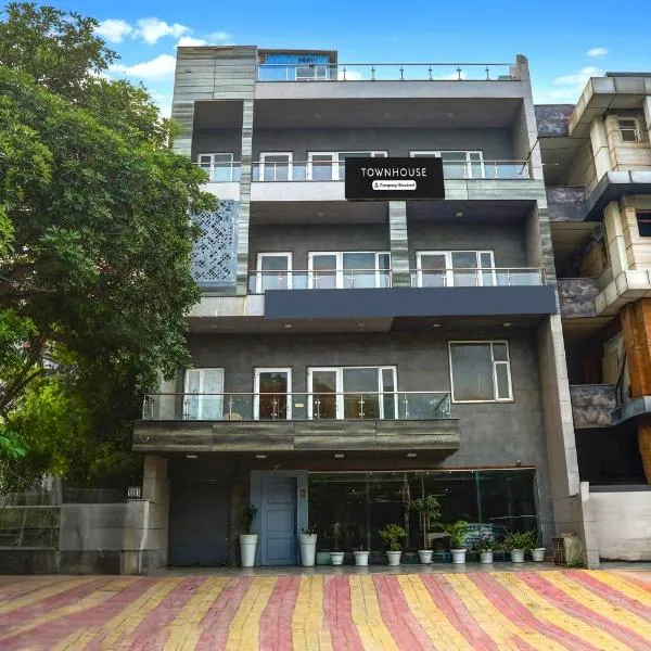 Super Townhouse Rohini Sector 23，位于新德里的酒店