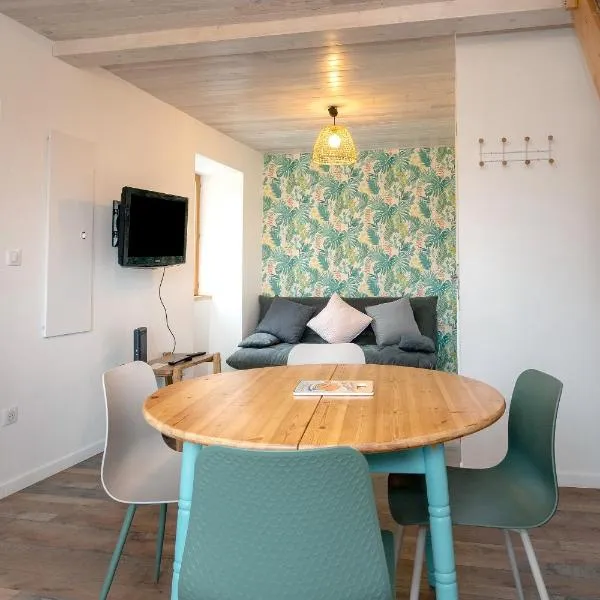 Chez Pierre et Germaine，位于Saint-Maurice-de-Rotherens的酒店