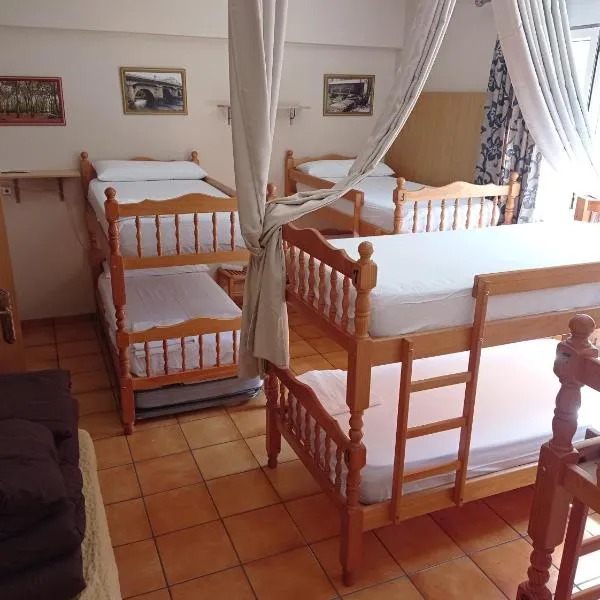Albergue Ultreia et Suseia，位于希韦罗的酒店