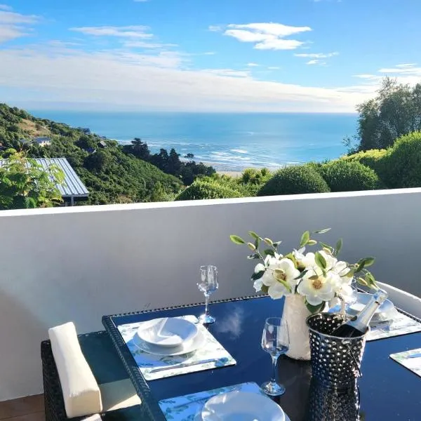 Oceanview Luxury 3BRM Family Retreat，位于基督城的酒店