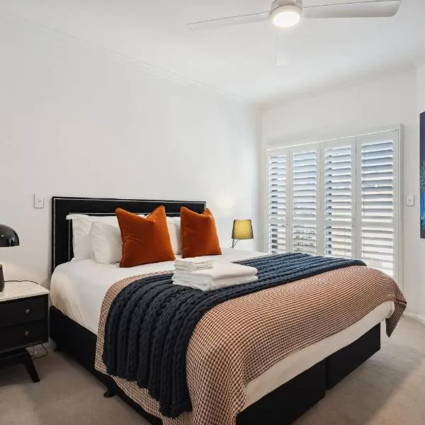 Central Fremantle Luxe Stay - 2 Bedroom & 2 Bathroom,位于弗里曼特的酒店