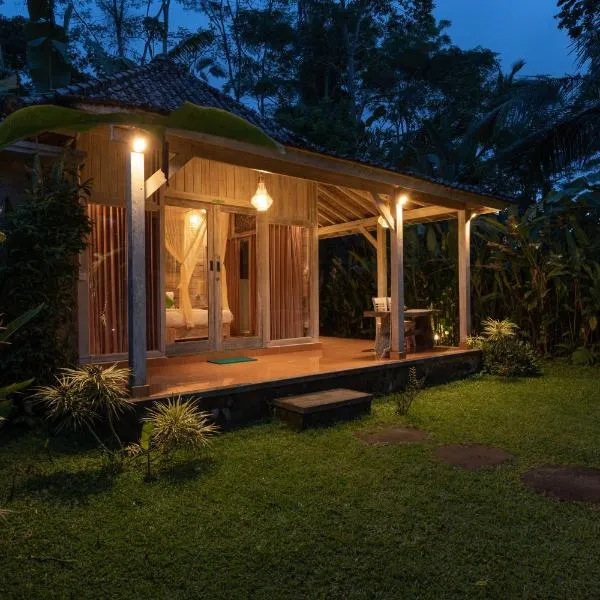 Sebatu Paradise Villa，位于Seribatu的酒店