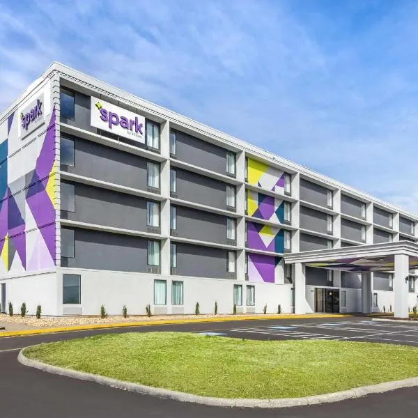 Spark By Hilton Roanoke Airport，位于罗阿诺的酒店