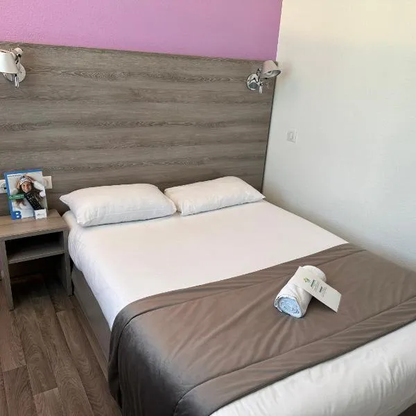 BRIT HOTEL CONFORT NEVERS Centre Gare，位于讷韦尔的酒店