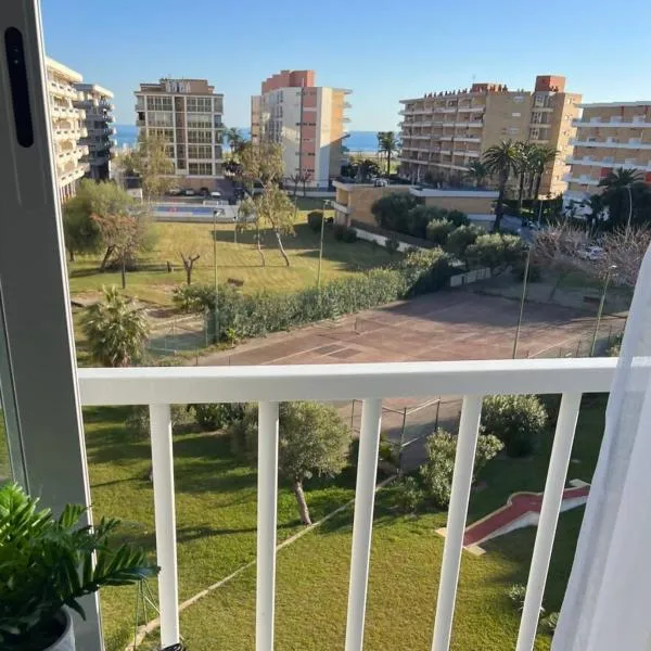 Escapada Romántica con Vistas al Mar Piscina，位于拉皮内达的酒店