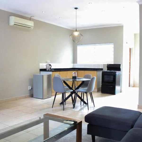 Bella Nova Guest House and Apartments,位于Kitwe的酒店