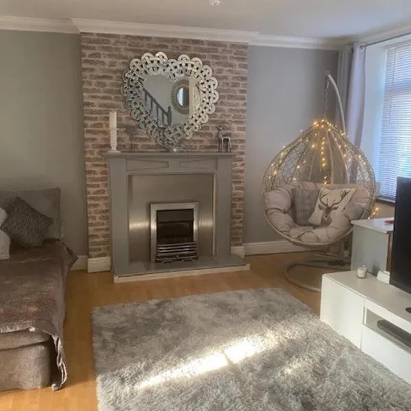 Beautiful Views Welsh Retreat 2bedroom，位于Mountain Ash的酒店