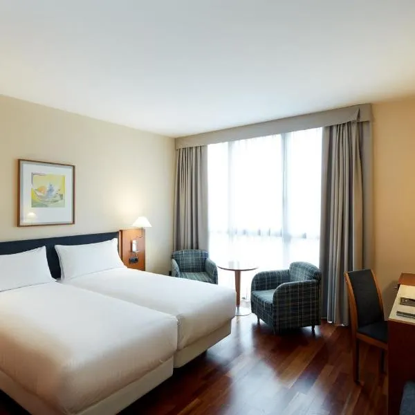 Sercotel Cornellà Barcelona，位于科尔内拉德罗布雷加特的酒店