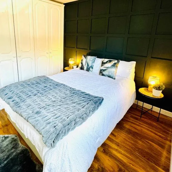 Modern 2 Bedroom GF - Aberdeen City Centre - Private Car Park，位于阿伯丁的酒店